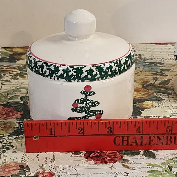 Furio Italy Christmas Tree Lidded Jar Green Red Holiday Crock 4x4 In - Picture 1 of 5